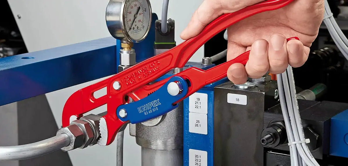 83 60 020 Pipe Wrench S-Type with Rapid Adjustment 2" in Red